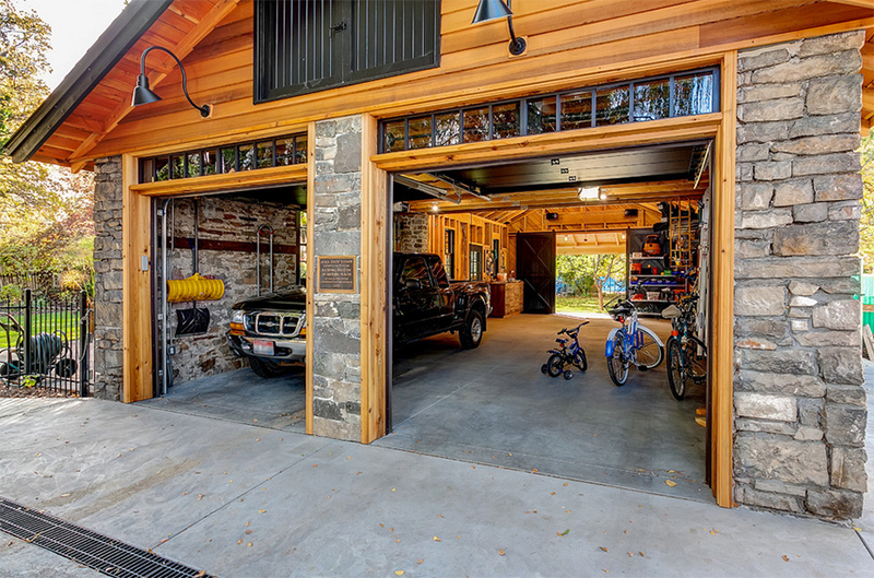 Amarr Heritage Garage Door | Barton Overhead Door, Inc. Amarr Heritage Garage Door | Barton Overhead Door, Inc.