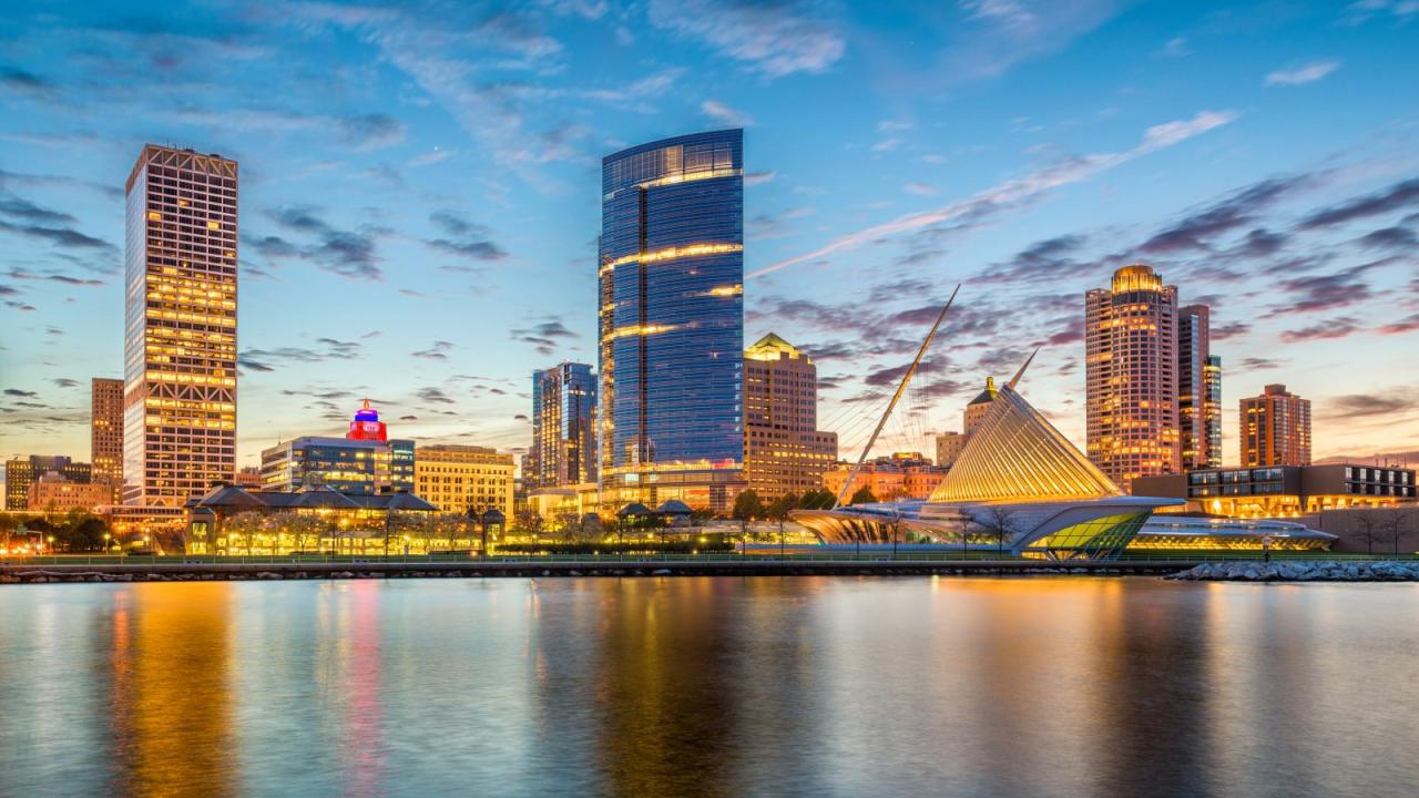 7 Most Scenic Road Trips To Take In Wisconsin - WorldAtlas 7 Most Scenic Road Trips To Take In Wisconsin - WorldAtlas