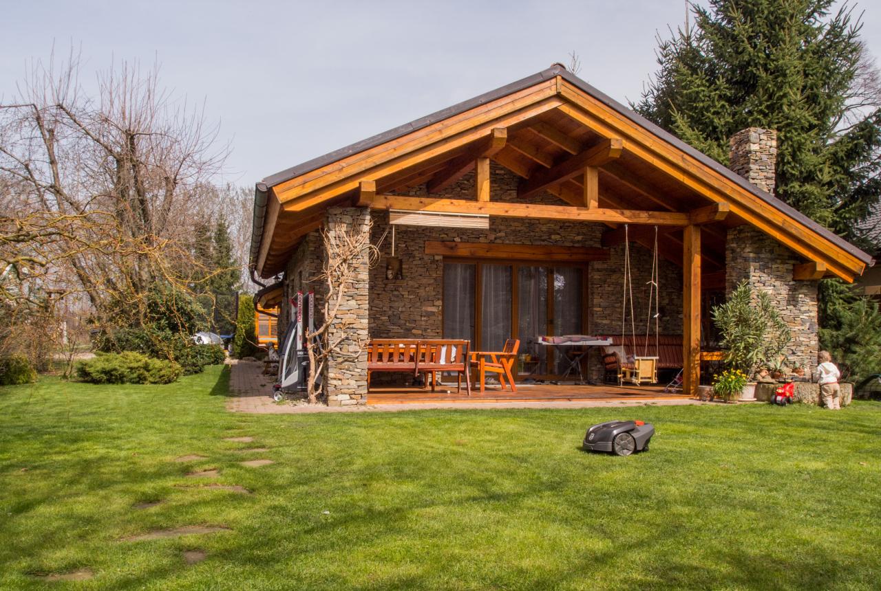 Free Image: Family house and garden | Libreshot Public Domain Photos